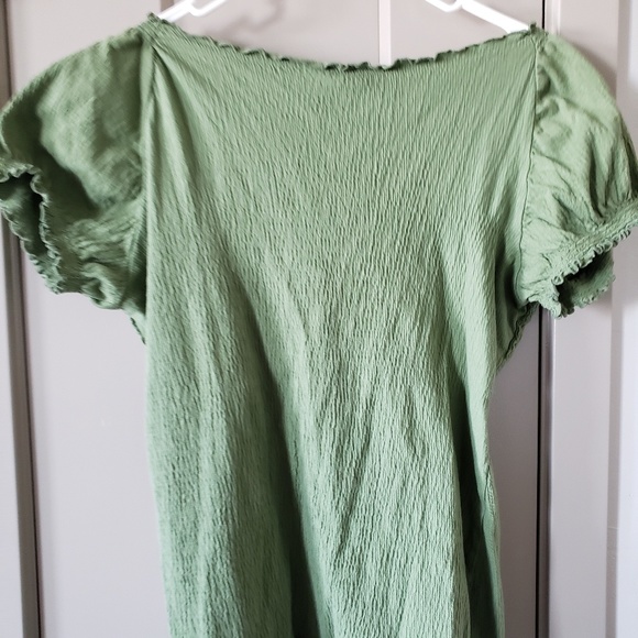 Torrid size 2x blouse! Super cute and comfy! - Picture 2 of 3